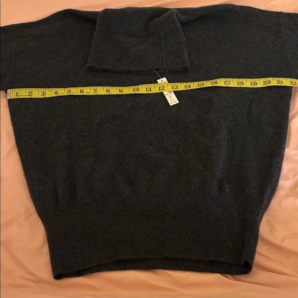 NWT Madewell Cashmere Turtleneck Pullover Sweater-Small - Picture 10 of 11
